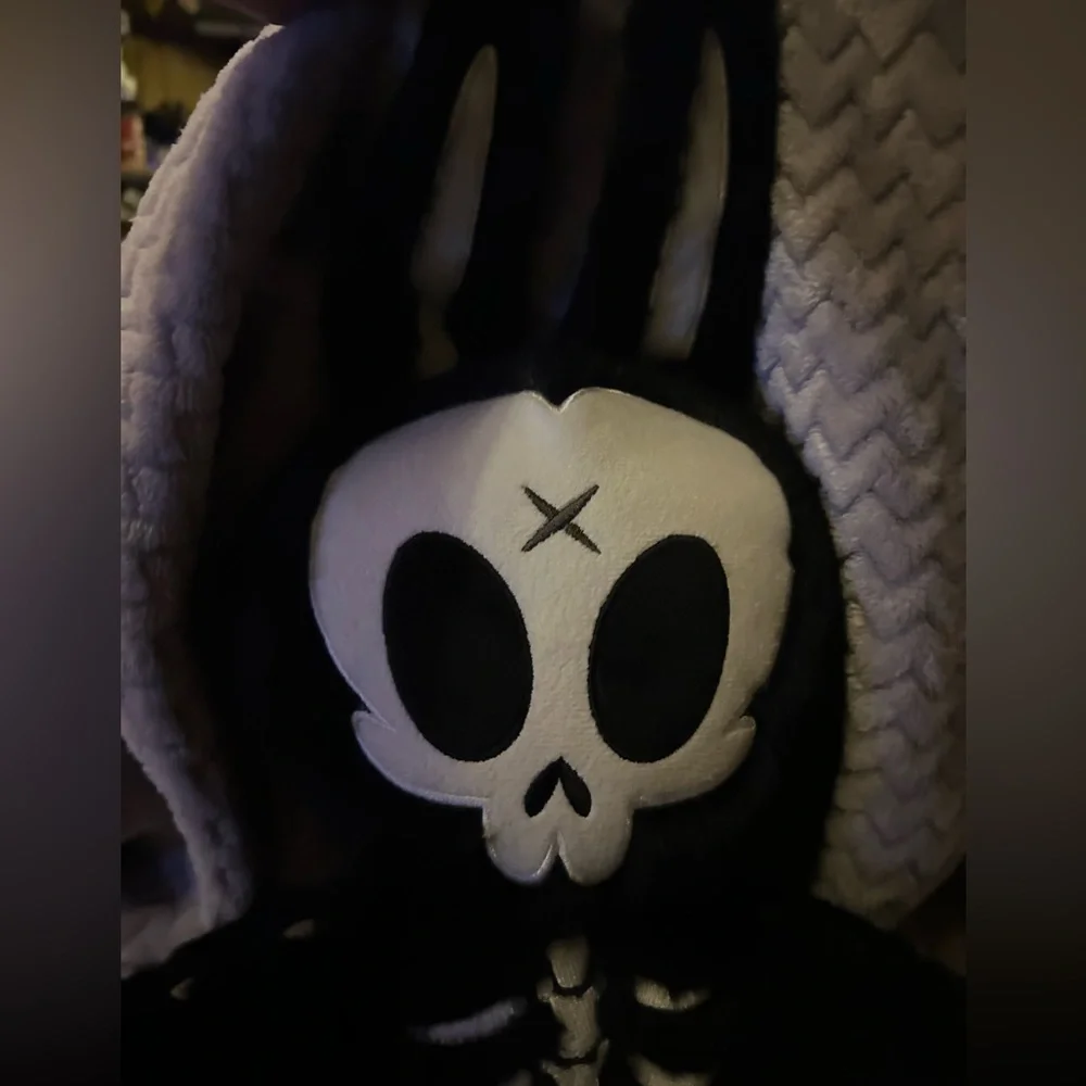 RIP RABBIT VAMPIRE BONES PLUSH COLLECTERS GOTH PUNK SOFT TOY Halloween - Picture 5 of 10